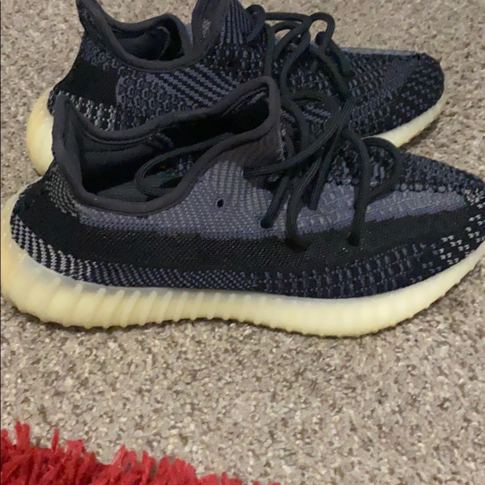 yeezy boost 350 v2 ‘carbon’